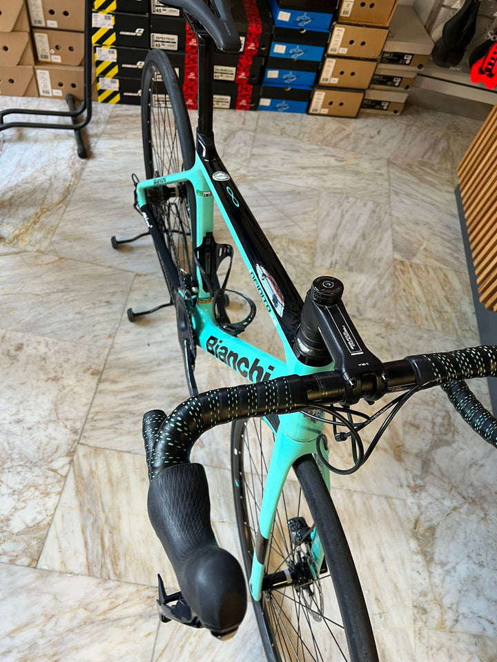 Bianchi Infinito XE Shimano Ultegra misura 53 usata