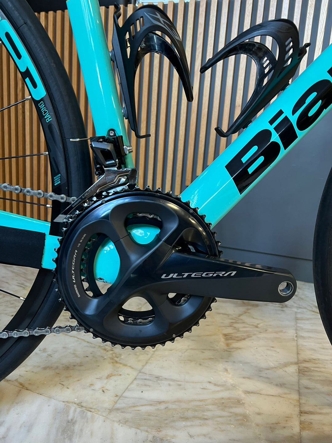 Bianchi Infinito XE Shimano Ultegra misura 53 usata