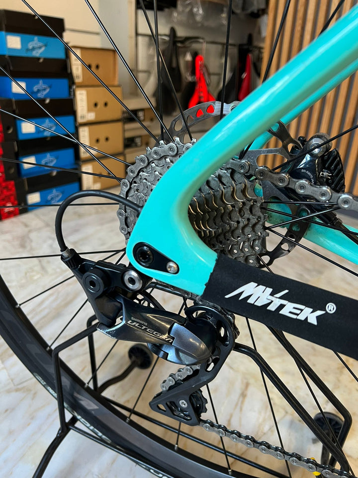 Bianchi Infinito XE Shimano Ultegra misura 53 usata