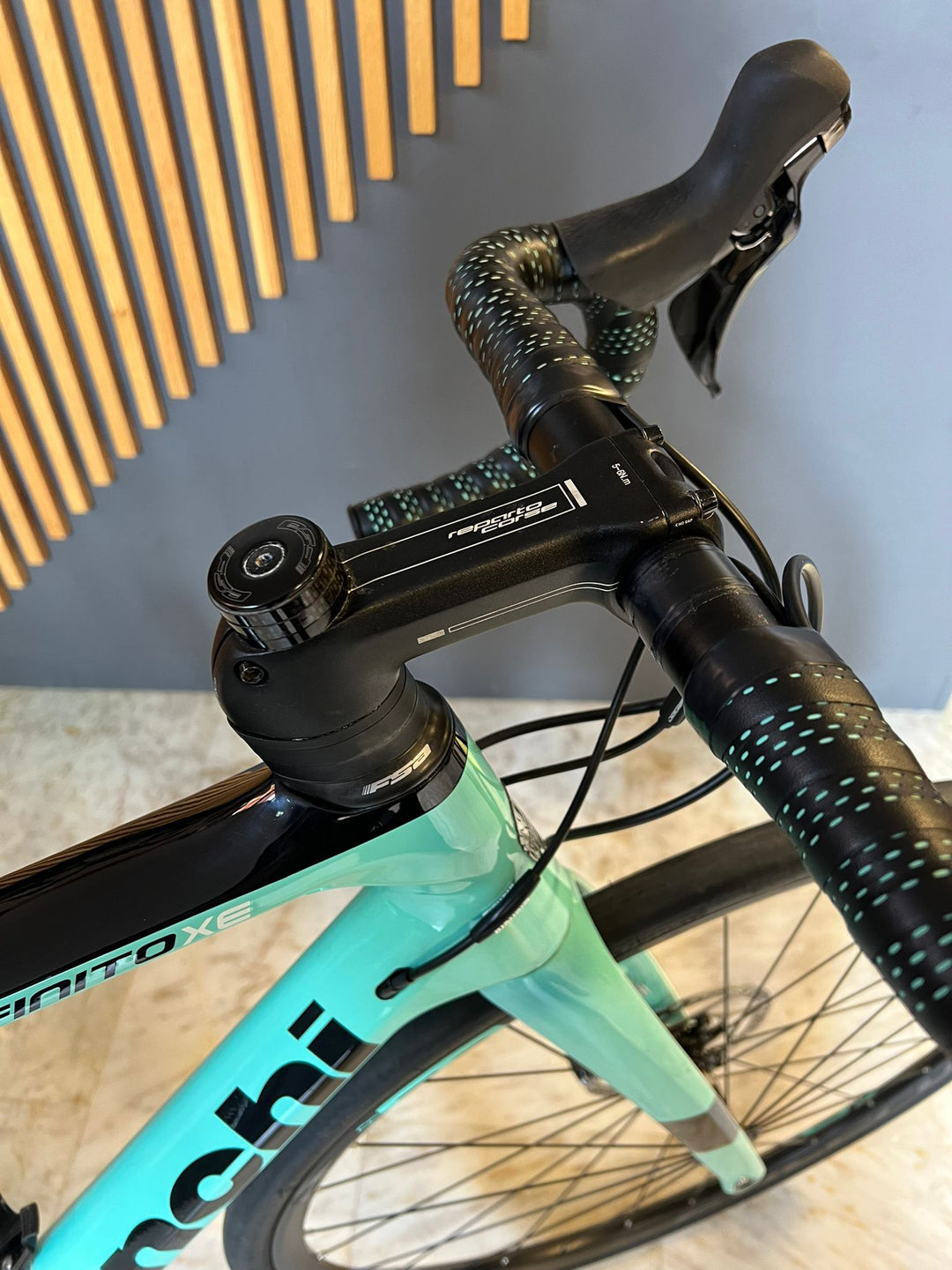 Bianchi Infinito XE Shimano Ultegra misura 53 usata