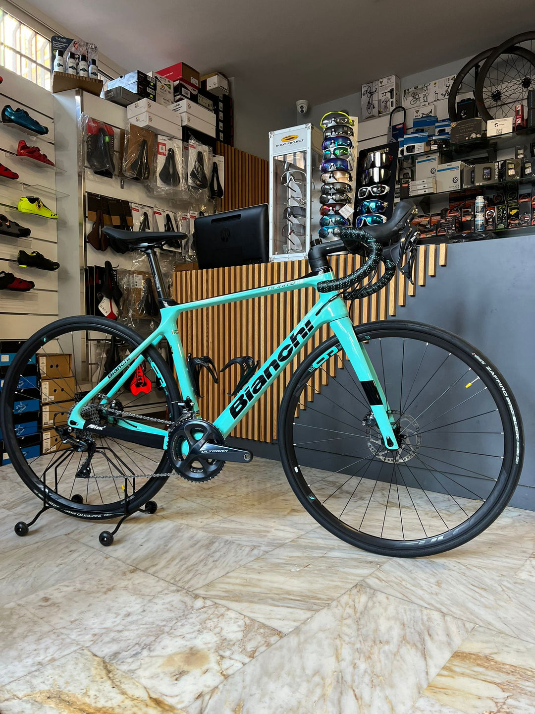 Bianchi Infinito XE Shimano Ultegra misura 53 usata
