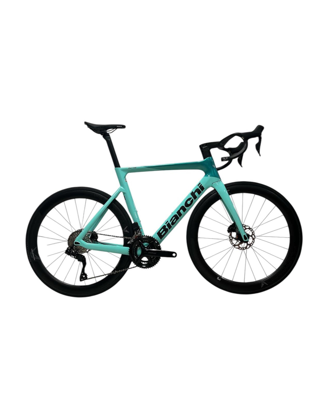 Bianchi Oltre Race 105 Di2 upgrade manubrio e ruote