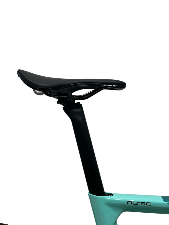 Bianchi Oltre Race 105 Di2 upgrade manubrio e ruote