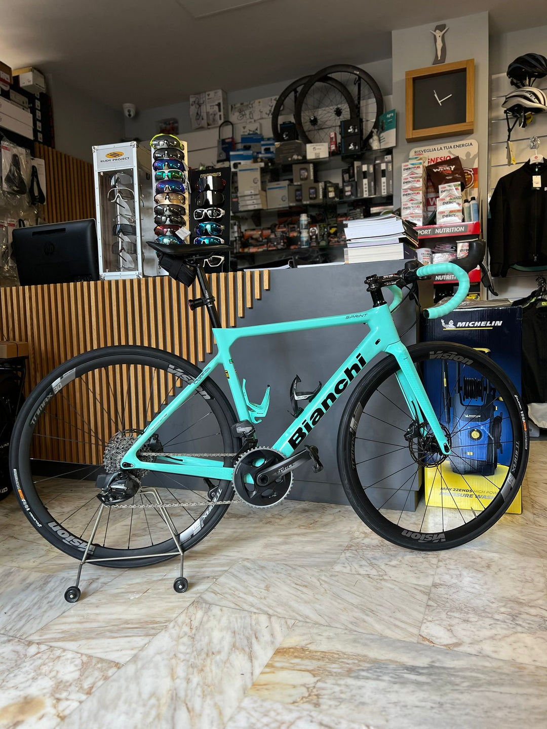 Bianchi Sprint Sram Force 12v bici da corsa usata